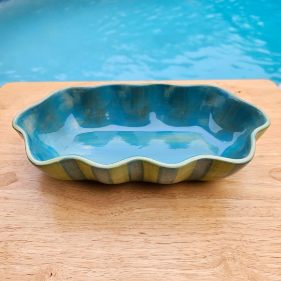 Provence Ruffled Bowl Designed By Gail Pittman striped Green & Turquoise - Picture 1 of 7